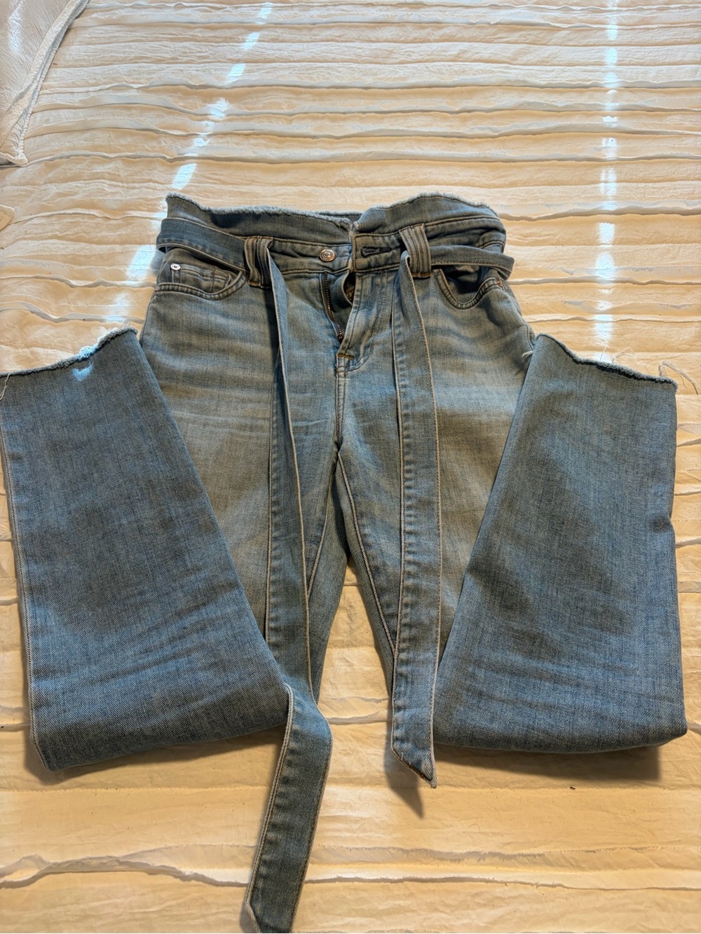 7 For All Mankind Light Blue Skinny Paper Bag Jeans! Size 25